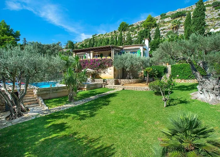 Owl El - Amazing Views 포엔샤 항구